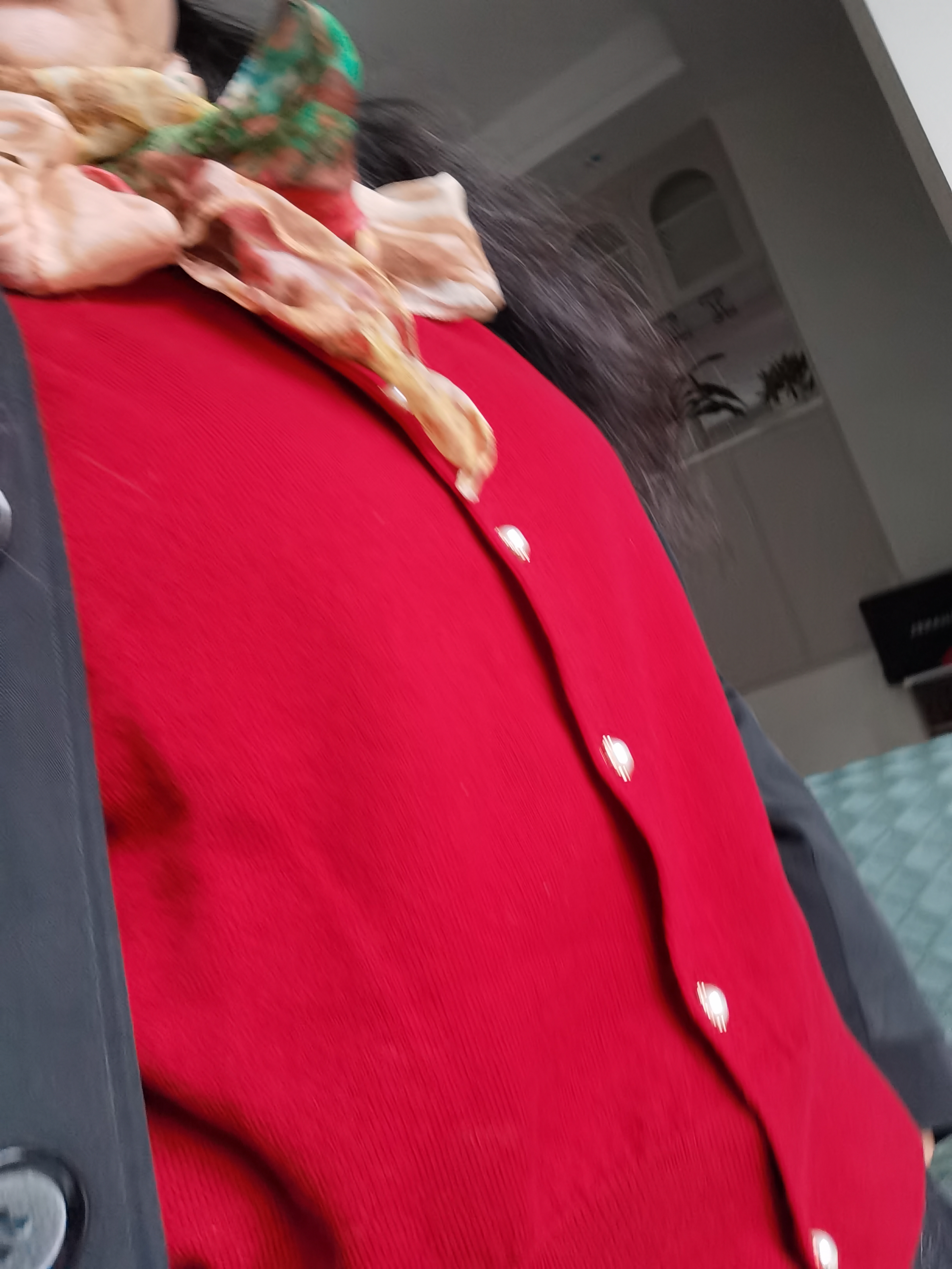 兔皇（TUHUANG）【纯羊毛开衫】早春圆领红色简约百搭气质女羊毛外套TW12A4960 实拍图