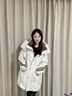鸭鸭（YAYA）羽绒服女中长款2025冬季新款个性百搭条纹加厚连帽休闲保暖外套HY 米灰色 S (155) 实拍图