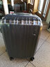 莎米特行李箱大容量可扩容 德国进口纯PC材质静音万向轮旅行拉杆箱PC154 深灰【可扩容】 22英寸 【中短途59L 需托运】 实拍图