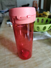 特百惠（Tupperware） 茶韵随手杯男女学生办公运动大容量带滤隔茶杯夏季塑料水杯子 西柚红500ml1个 实拍图
