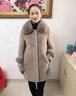 欧巴顿 妈妈装仿皮草黄金貂中老年女秋冬装毛呢外套中长款加厚保暖上衣 卡其色 厚款 5XL 【建议145-160斤】 实拍图