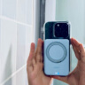 图拉斯磁吸充电宝苹果15无线充MagSafe适用华为超轻薄快充iPhone13/14ProMax支架可上飞机移动电源 蓝 实拍图