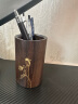 芬尚 圆形笔筒创意雕刻木质荷花复古中国风实木毛笔收纳筒书房办公室桌面工艺品 圆形翠荷7*11cm 实拍图