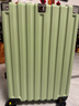 欧遥高颜值铝框行李箱可坐人男女学生潮流大容量拉杆箱加厚密码旅行箱 果绿色【铆钉加固铝合金款】 22英寸 【短期出行】 实拍图