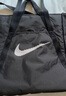 【95成新】耐克NIKE单肩包拎包手提包NIKE休闲包春DR7217-010黑小码   实拍图
