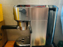 德龙（Delonghi）咖啡机 意式半自动 家用咖啡机美式 金属机身 稳定15Bar泵压高端 纤巧简洁设计自动停流技术 EC885 .M星空银 即时加热系统 专业蒸汽细杆 防滴漏设计 实拍图