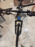 EG7山地自行车成人学生变速越野单车双减震赛车26寸青少年男女 三刀【升级减震 轻量铝架】黑蓝 24寸27速【适合：145-165CM】 实拍图