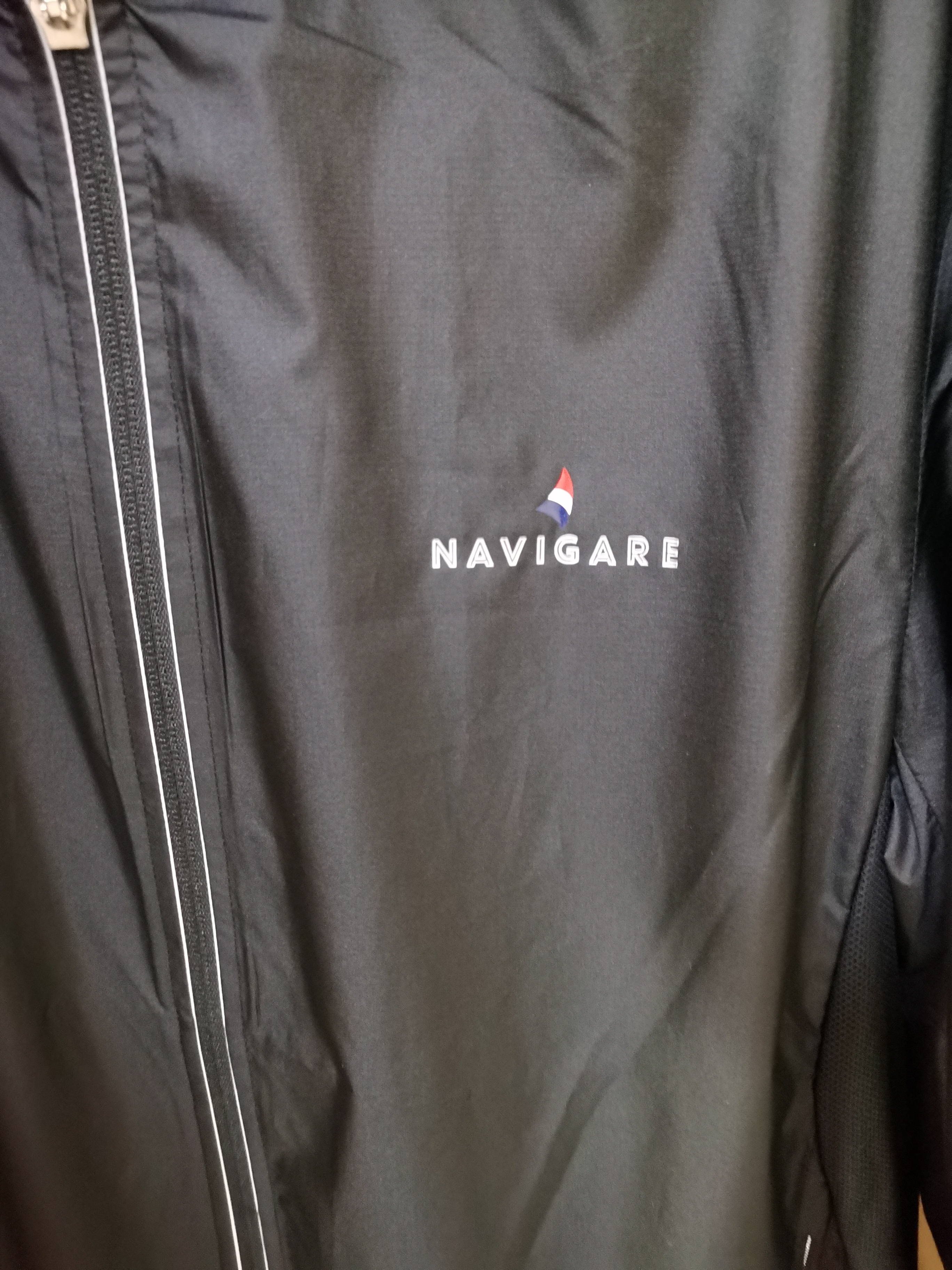 Navigare意大利小帆船男士防泼水休闲夹克薄款透气冲锋外套简约连帽上衣 暗夜黑 XL 实拍图