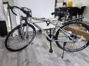 EG7公路山地自行车成人死飞变速通勤越野旅行城市单车儿童男青少年 星光40刀-钛银色 26寸24速 实拍图