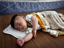 evebaby婴儿枕头宝宝云片枕0-1-3岁婴幼儿6个月以上新生儿童枕巾夏季透气 喵喵枕 蓝 (0-1岁 高0.5cm) 实拍图