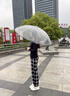 长弯柄半自动透明伞360度全景透明雨伞男女生网红直杆简约防风伞 白色直柄（1米直径）透明边 16骨 实拍图