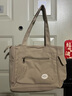艾欣儿 女士帆布包大容量大学生上课通勤休闲百搭单肩斜挎手提包女大包日韩潮流托特包2022新款潮牌 卡其色+徽章 实拍图
