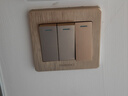 7M国际电工 86型暗装开关插座拉丝金色单开双控带插座墙壁家用开关面板 二开单控 实拍图