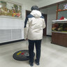 西域骆驼（VANCAMEL）三合一防风冲锋衣款男女夹克加厚保暖可拆卸登山服滑雪服运动外套 KY09S暖白/黑色-女 4XL 实拍图