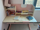 护童儿童学习桌椅小学生写字桌可调节升降课桌椅套装小户型书桌带书架 好奇星120cm+扶手椅_红 实拍图