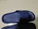 IQGD居家拖鞋男女室内室外浴室防滑轻盈便携柔软静音回弹漏水凉拖鞋夏 条纹漏水拖-黑色 40-41 实拍图
