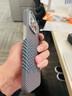 Pinkson苹果凯夫拉手机壳芳纶纤维大气商务网红简约碳纤维纹保护套超薄散热硬壳防摔轻薄高档男女士新款 【Magsafe磁吸-钛金色/波浪纹】 【iPhone15 Pro Max】 实拍图