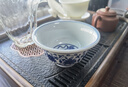 清彩柴窑青花主人杯单杯永乐压手杯青花瓷景德镇陶瓷缠枝莲功夫茶杯 双狮款柴窑缠枝莲压手杯 实拍图