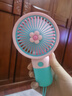 电风扇小风扇手持风扇usb风扇充电便携式挂绳随身风扇可爱卡通静音 小花款-甜桃粉 实拍图