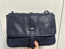 裘真新年礼物 复古001邮差包女单肩通勤大容量斜挎包植鞣头层牛皮包 蓝色-中号 售罄不预售 实拍图