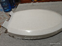 許科 马桶盖通用上下装缓降加厚普通马桶圈坐便器盖子家用老式马桶盖 六垫缓降耐压马桶盖V型（上下装 实拍图