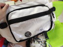 北慕工装百搭ins邮差包男大学生上课单肩背包韩版潮流大容量斜挎包女 米白色【黑球+4个徽章】 实拍图