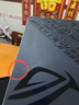 ROG烈焰战甲 游戏鼠标垫  桌垫 硬质鼠标垫 防滑 RGB背光 发光鼠标垫 USB拓展 黑色 实拍图