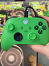 微软（Microsoft）Xbox无线游戏手柄 无线控制器 彩色手柄青森绿 蓝牙 适配Xbox/PC/平板/手机 丝之歌空洞骑士 实拍图