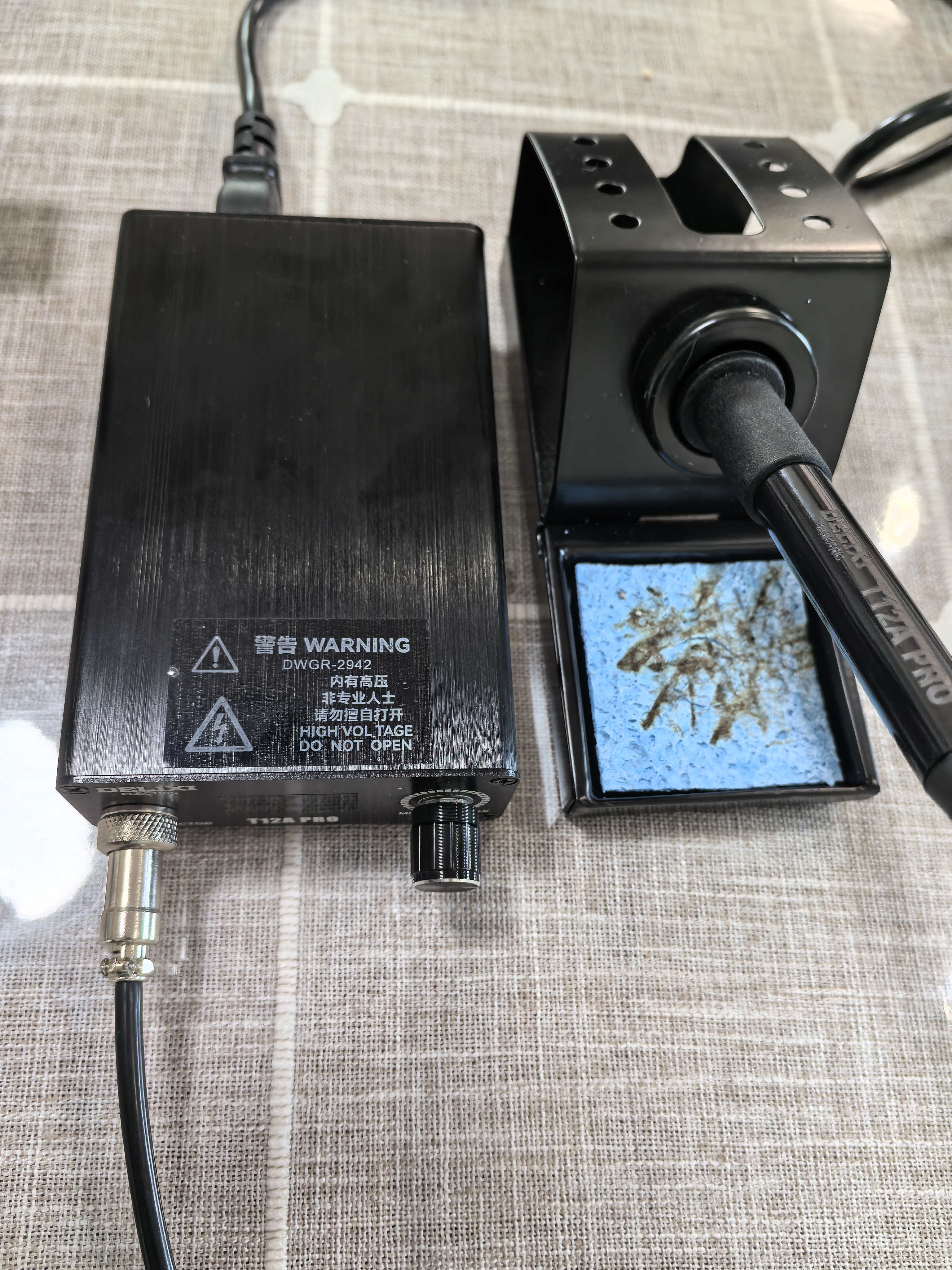 德力西T12焊台电烙铁大功率数显可调恒温手机维修焊接工具DIY套件 实拍图