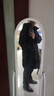 波司登（BOSIDENG）【反季】羽绒服男女同款情侣装中长款连帽90绒商场同款运动外套 黑色8056-24 2XL 180/100A 实拍图