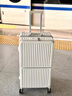 欧遥超大容量行李箱次日达前开盖铝框拉杆箱多功能箱加厚可坐人旅行箱 贝壳白/合金PC箱/可放笔记本电脑 28英寸 【USB+杯架+侧挂钩+支架】 实拍图