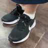 耐克NIKE跑步鞋女透气REVOLUTION 7运动鞋FB2208-003黑白37.5 实拍图