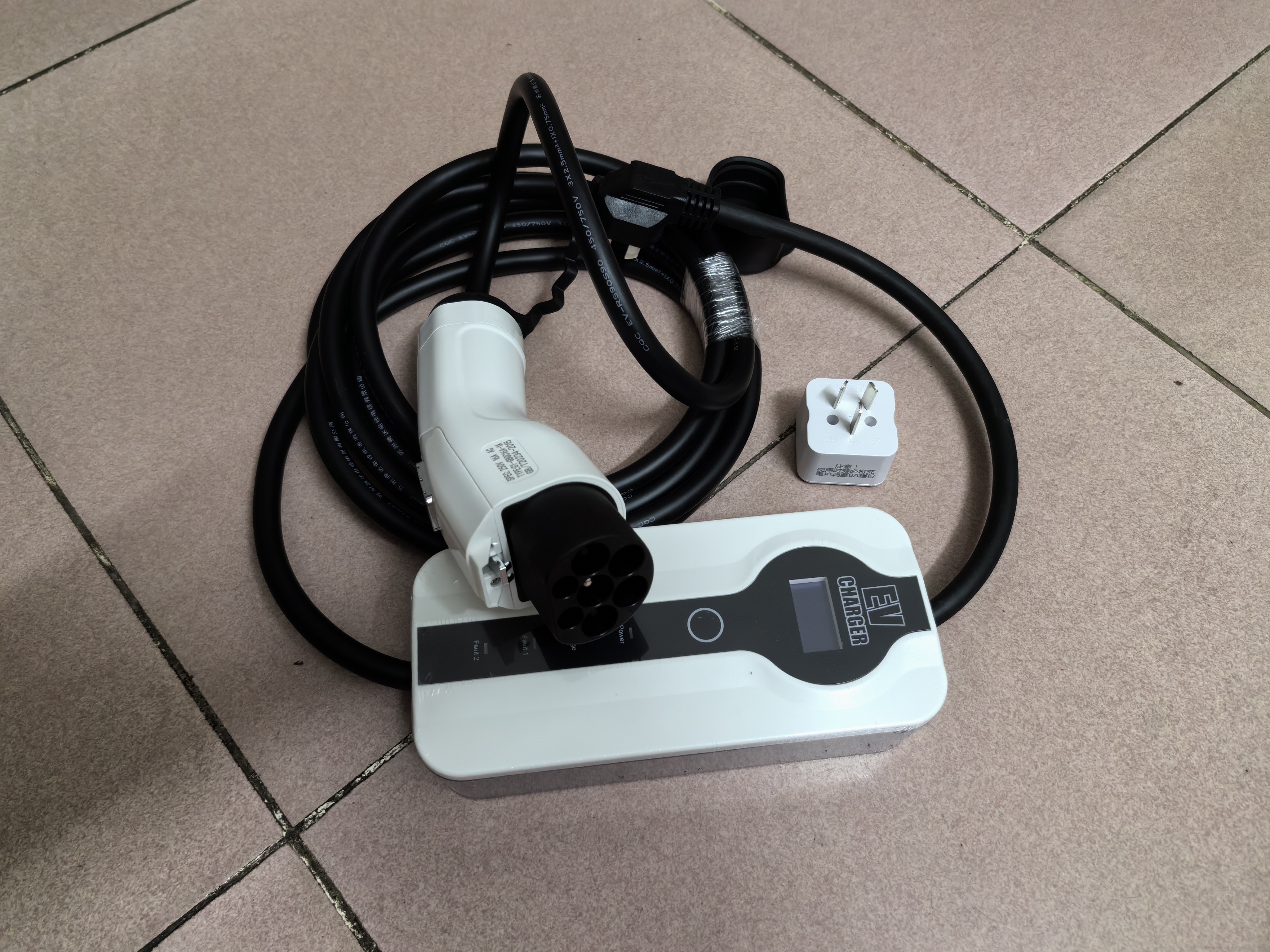 EV新能源随车充家用220V免接地7KW32A充电桩16A3.5KW便携式充电枪器 长安糯玉米逸动EV智电奔奔E-Star 5米 16A 3.5KW四档调节 预约充电 实拍图