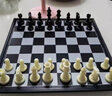 友邦（UB） 国际象棋黑白色磁性可折叠便携成人儿童学生培训教学用棋 4812A（金银色直角大号） 标配 实拍图