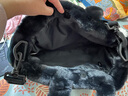 耐克（NIKE）男女斜挎包 时尚可爱手提包毛绒包休闲包FB3050-010 黑 实拍图