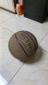 鸿克 篮球真皮质感室内室外水泥地耐磨皮球儿童学生7号成人比赛蓝球 7号 加厚翻毛篮球（深棕色） 实拍图