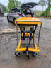 移动推车电动液压平台车平板车剪叉式手推车升降平台移动式升降机 150公斤 升0.72米（台面700*450） 实拍图