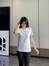 Calvin Klein Jeans夏季女士简约ck印花休闲纯色圆领舒适打底短袖T恤J221165 YAF-月光白 S （推荐80-95斤） 实拍图