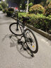 飞鸽（FLYING PIGEON）飞鸽公路自行车700C跑车成人男女青少年大中小学生车竞速骑行单车 超越钢架-直把-钛银色 24速入门级 实拍图