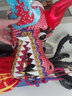 华铃舞龙带龙头彩带甩龙健身布龙全套道具耍龙中老年广场舞手龙舞 成人-8米双面烫金红 立体龙头 实拍图
