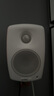 真力（Genelec） G系列 F系列 家用HIFI有源音箱音响低音炮 内自带功放 G1 G1B白色单只（音频线需另购） 海外版 实拍图