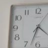 康巴丝（Compas）挂钟客厅钟表 方形简约时钟居家办公挂表电子石英钟C25241 仿木 实拍图
