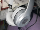 beats solo3 Wireless 头戴式 蓝牙无线耳机 手机耳机 b耳机  压耳式耳机 银色 实拍图