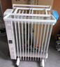 美的（Midea）【白玉】取暖器/电暖器/电暖气家用/烤火炉/13片大面积/电热油汀/油酊/电热器/电热取暖器HYX22N 实拍图