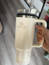 STANLEY巨无霸吸管杯保温保冷大容量杯子车载家居办公礼品伴手礼男女礼物 【热销Top2】米白色-887ml 实拍图
