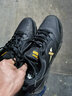特步男鞋跑步鞋新款冬季厚底旅游透气轻便皮网面休闲运动鞋慢跑鞋子男 黑金-(皮面) 45 实拍图