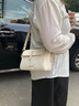 快乐玛丽包包女包时尚字母小方包女士包高级感轻奢单肩包通勤斜跨包送女友 奶油白 实拍图