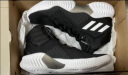 adidas PRO BOUNCE团队款实战篮球运动鞋男子阿迪达斯官方FW5746 黑/白 40.5(250mm) 实拍图