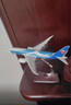 中国南方航空（CHINA SOUTHERN）波音787原型飞机模型 仿真航模客机礼品摆件 合金等材质客机模型 787-21cm-红标 实拍图