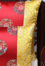 艺必旭（YI BI XU）艺必旭红木沙发靠垫中式抱枕靠枕绸缎古典靠垫实木抱枕扶手枕定制 红福字+明黄富贵 50*50CM含芯 实拍图